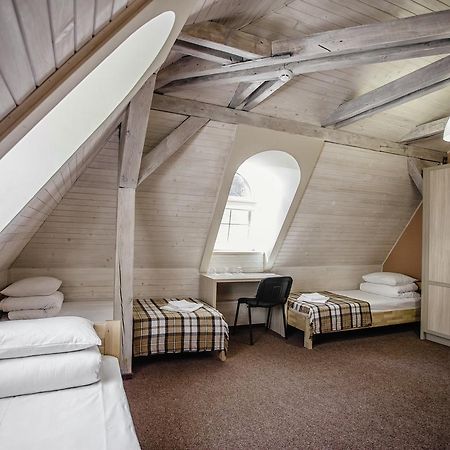 Guest House "Arkhistratyg" リヴィウ エクステリア 写真