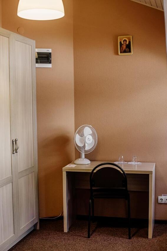 Guest House "Arkhistratyg" リヴィウ エクステリア 写真